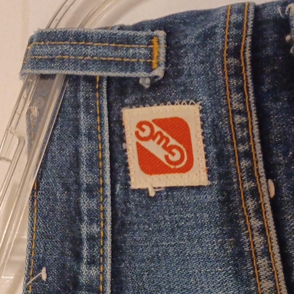 GWG Flare leg vintage jeans. - Picture 3 of 3